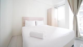 Compact and Tidy Studio at Puncak Dharmahusada Apartment By Travelio - Plosobegem - 7