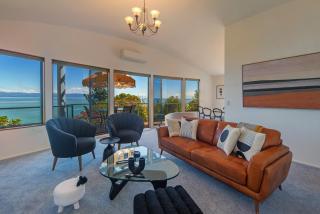 Tranquil Tides - Gorgeous Atawhai, Spa Pool, Sea Views! - 4