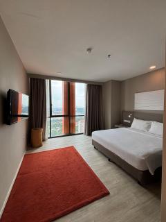 QQ Empire Damansara hotel room - Petaling Jaya - 6