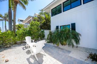 Blissful Bay at Bayside Bungalow - Anna Maria - 5