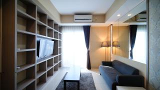 Modern and Cozy 1BR at Grand Sungkono Lagoon Apartment By Travelio - Surabaya - 4