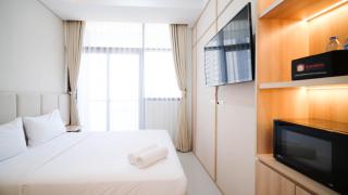 Cozy Studio Connected to Mall at The Vertu Apartment By Travelio - Surabaya - 7