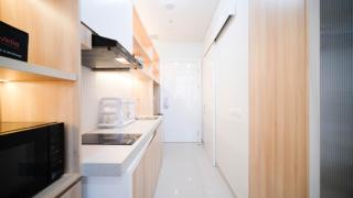 Cozy Studio Connected to Mall at The Vertu Apartment By Travelio - Surabaya - 5
