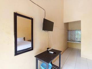 Reddoorz at El Shaday Homestay Banyuwangi - Banyuwangi - 9