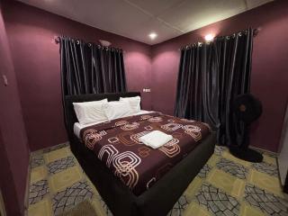 The Republic Guesthouse - Otta - 0