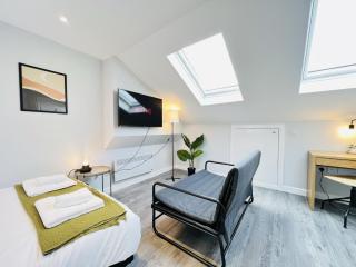 Battersea Studios by Sleepy - Londra - 2
