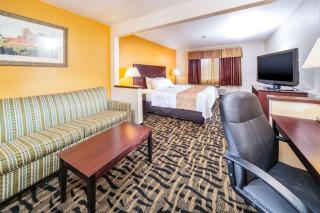 Quality Inn & Suites - Danville - 1