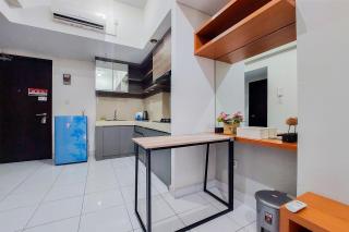 Homey and Best Deal 1BR Casa de Parco Apartment By Travelio - Tangerang - 4