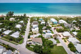 Feelin' Beachy - Holmes Beach - 7