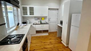 Cosy Private Cottage-internet & Off Street Parking - Port Elizabeth - 1