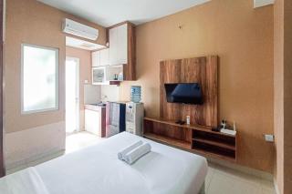 Classic Studio at Student Castle Yogyakarta Apartment By Travelio - 4