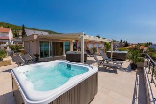 Exquisites Apartment nur 100 Meter zum Strand mit Sauna, Whirlpool, Meerblick - 0