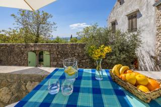 Einzigartiges mediterranes Steinhaus mit Meerblick, Chillout-Bereich, Bike, BBQ, WiFi - Grižane - 6