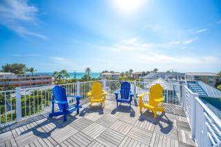 Coconut Cove - Bradenton Beach - 4