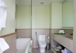 In front of MyKhe beach Panorama 15fl Suite - Danang - 3