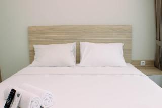 Stunning and Comfy Studio Apartment Springlake Summarecon Bekasi By Travelio - Bekasi - 3