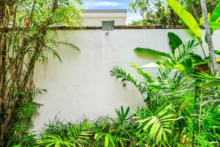 Pura Indah - A Slice of Bali in a Private Villa - Palm Cove - 3