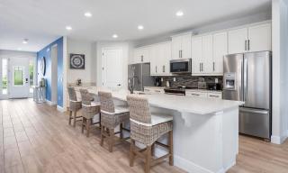 Colorful 9 Bdrm House with Large Pool in Encore - Orlando - 2