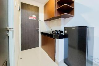 Homey and Simply Studio Room at Serpong Garden Apartment By Travelio - Tangerang - 5