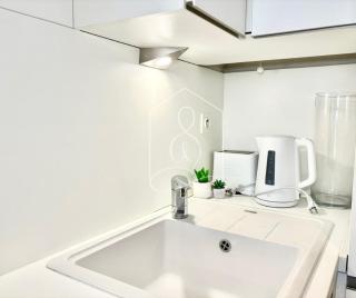 LONDON CANNES, vue mer - 3