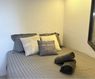 LONDON CANNES, vue mer - 2