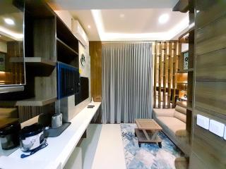 Cozy Studio Room at Uttara The Icon Apartment By Travelio - Kejayan - 5