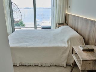 Beachfront Townhouse SEA BREEZE - 1