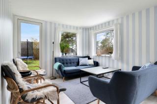 Beautiful Holiday Home On An Undisturbed Plot - Rødby - 5