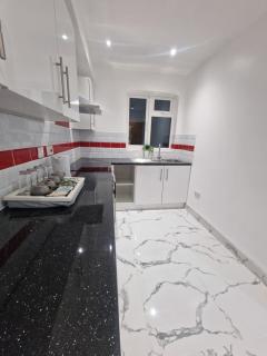 The Hibbert Lux Modern Apartment - 6