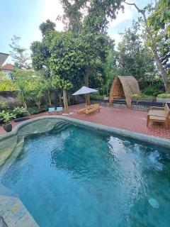 Cheerful Mezzanine 1 in Pererenan Canggu Bali, I Feel Good Villa 1 - 3