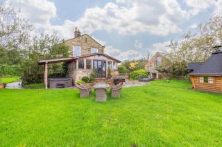 Country Farmhouse hot tub bbq hut - Otley - 5