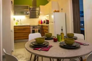 Comfort and Style in the heart of Athens - 0