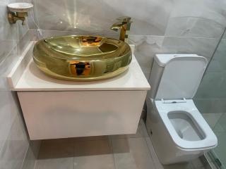 Tropical Enclave Apartment Osu - 2