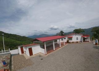 Finca Santa Elena - Guaduas - 1