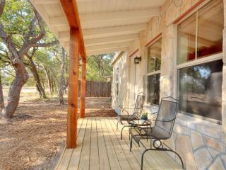 Cabins at Flite Acres - Mountain Laurel - Wimberley - 9