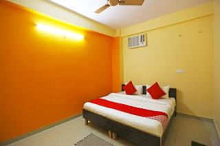 Hotel O A Diamond Residency Guest house - Sūrajpur - 4