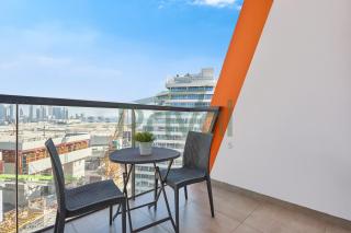 Prival - Contemporary 1BR Apt - 1