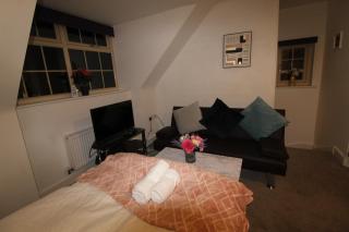 Sutton House - 5