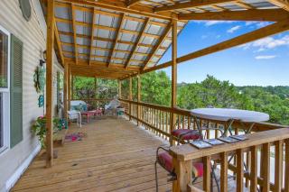 Flamingo Fun Houzz - Canyon Lake - 4