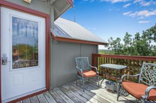 Swing On Inn- Southern Comfort - Dripping Springs - 4