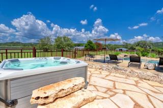 D2 Farms Main House - Wimberley - 6
