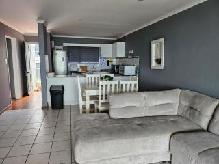 97 De Bakke Terrace - Mossel Bay - 4