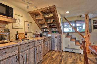 Sunflower Ridge Cabin - 1