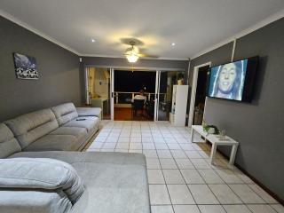 97 De Bakke Terrace - Mossel Bay - 2