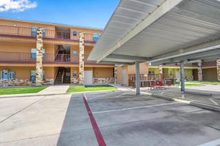 Moon River - New Braunfels - 1