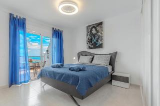 Blue apartment with One bedroom, WiFi and amazing view - 2