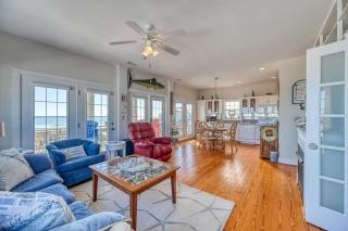 This'L Do - Oceanfront - Charming Upcycled Vintage Beach House - - 5