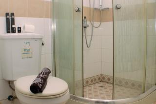 Warm and Cozy Studio at Metropark Condominium Jababeka Apartment By Travelio - Bekasi - 5