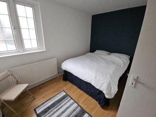 2 BR Apartment in Greater London - Londra - 8