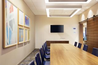 Holiday Inn Express Dallas Market Center by IHG - Dallas - 3